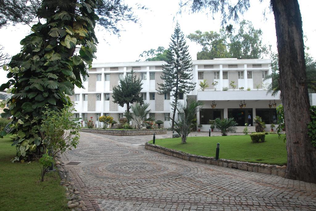 Hassan Ashok Hotel Exterior photo